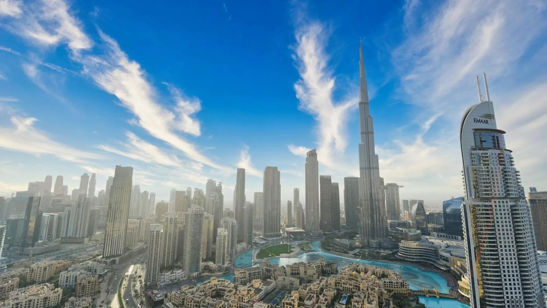 Burj Khalifa Dancing Fountain View Apartment Dubai