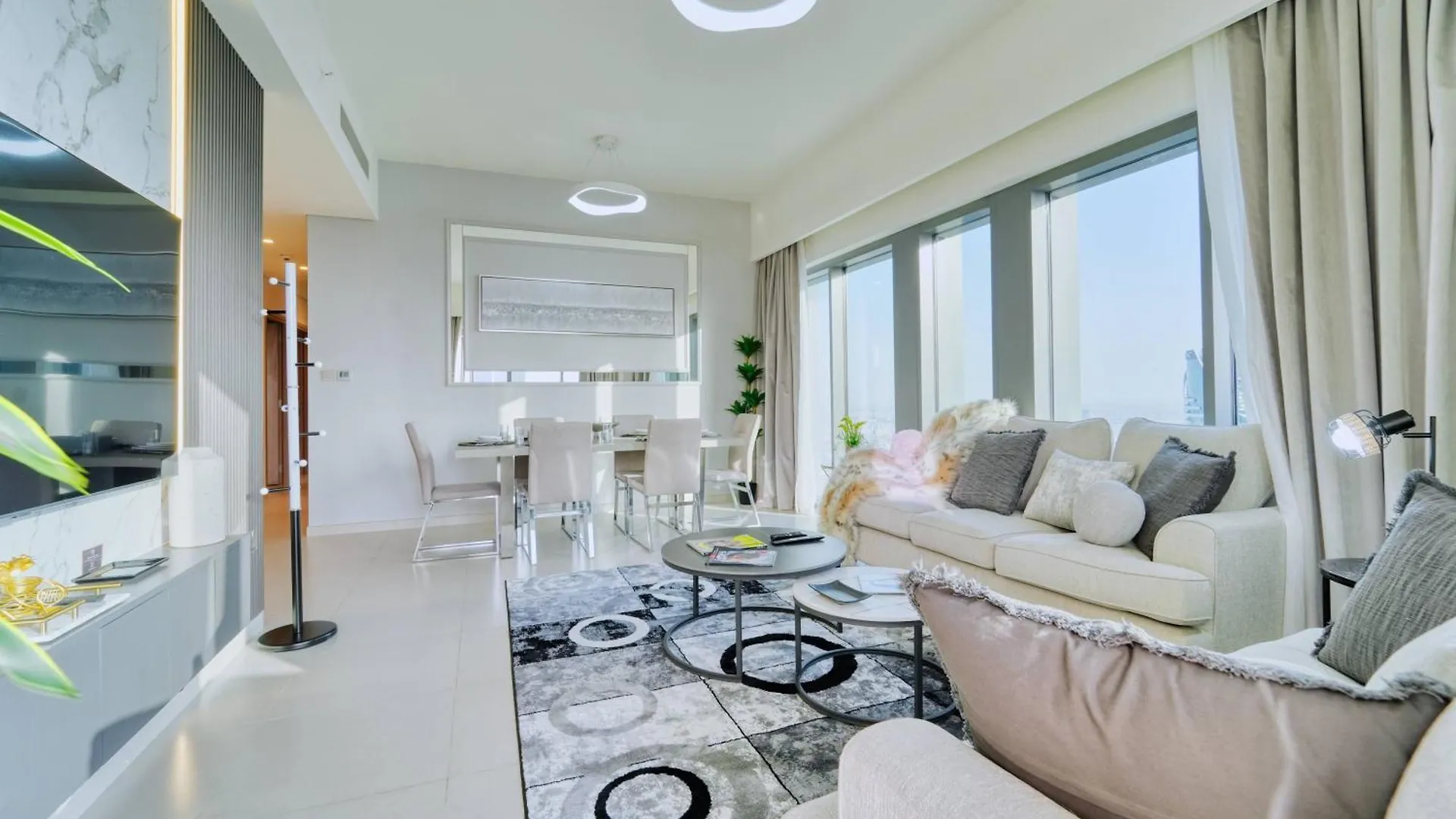 Burj Khalifa Dancing Fountain View Apartment Dubai